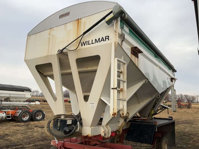Image of Willmar 1600 equipment image 1