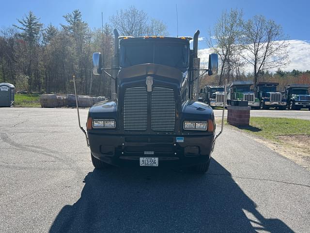 Image of Kenworth T600 equipment image 1