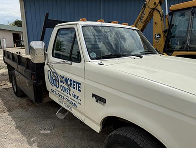 Image of Ford Super Duty equipment image 2