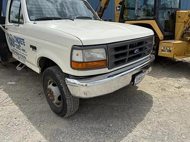 Image of Ford Super Duty equipment image 1