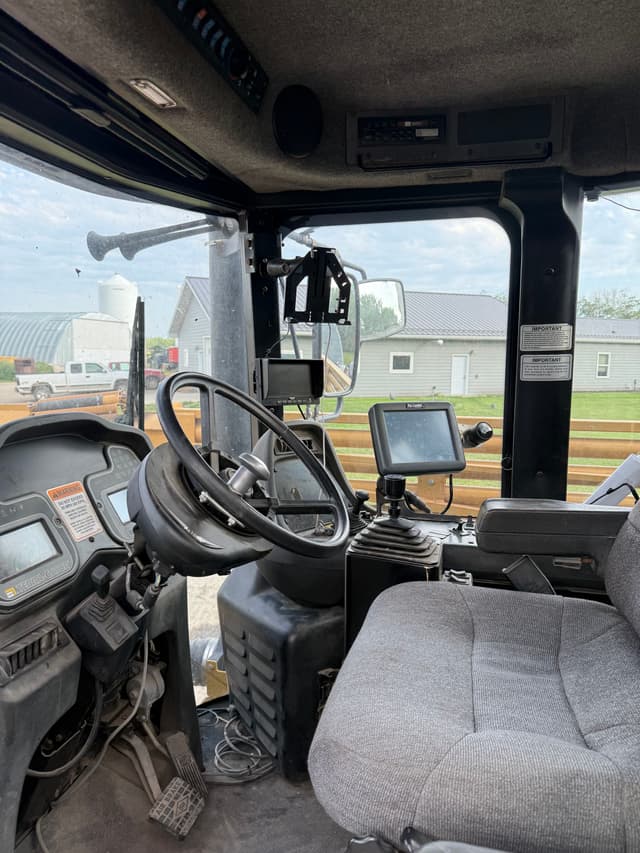 Image of Ag-Chem Terra-Gator 8103 equipment image 4