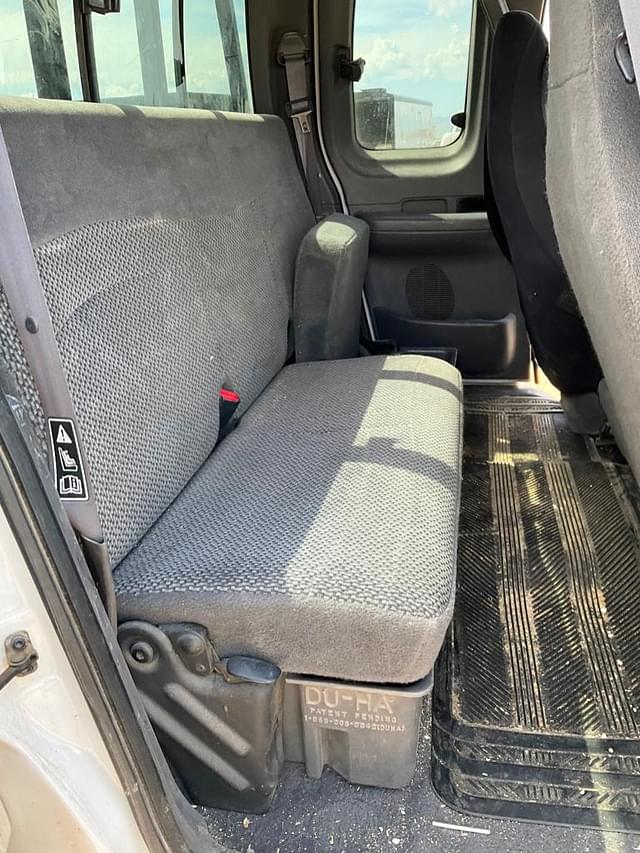 Thumbnail image Ford F-150 25