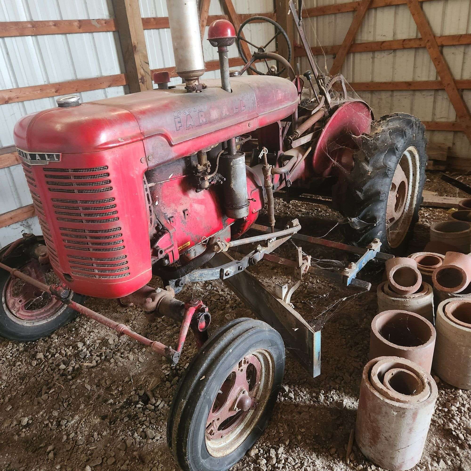 1939 Farmall A Equipment Image0