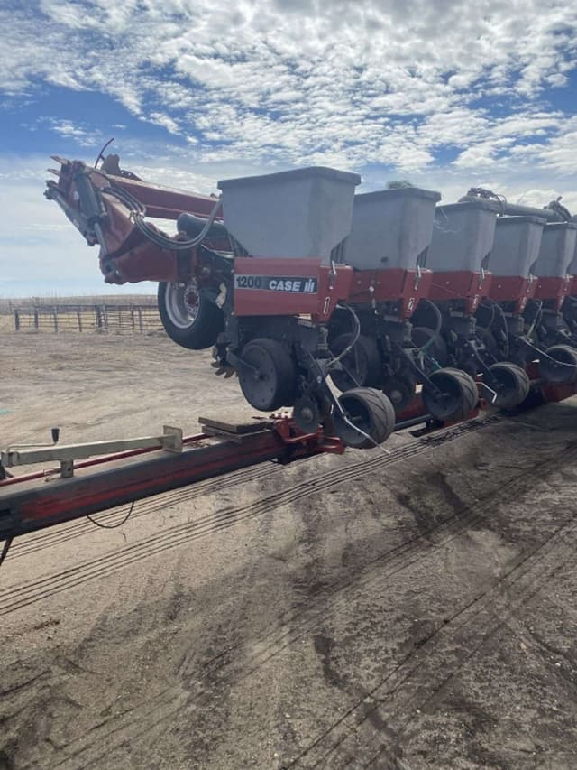 Image of Case IH 1200 equipment image 1