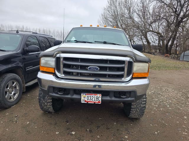 Image of Ford F-250 equipment image 3