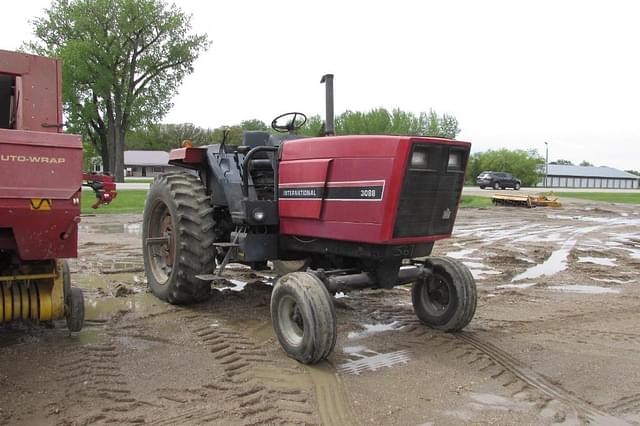 Image of International Harvester 3088 equipment image 2