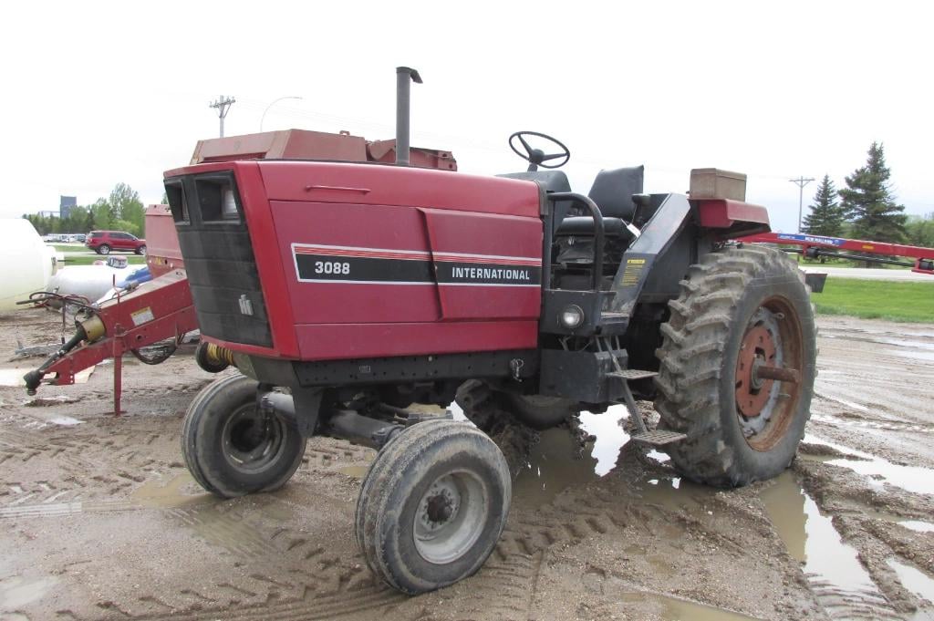 SOLD - International Harvester 3088 Lot No. 567 Tractors with 5,230 Hrs ...