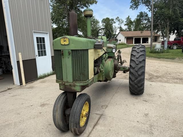 Image of John Deere 730 equipment image 1