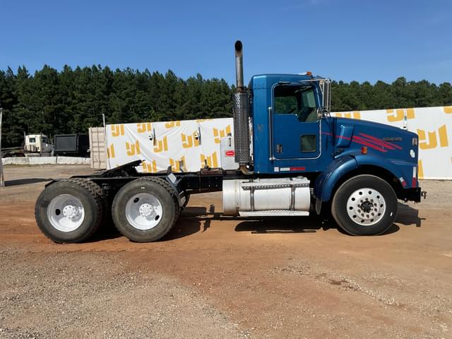 Image of Kenworth T800 equipment image 3