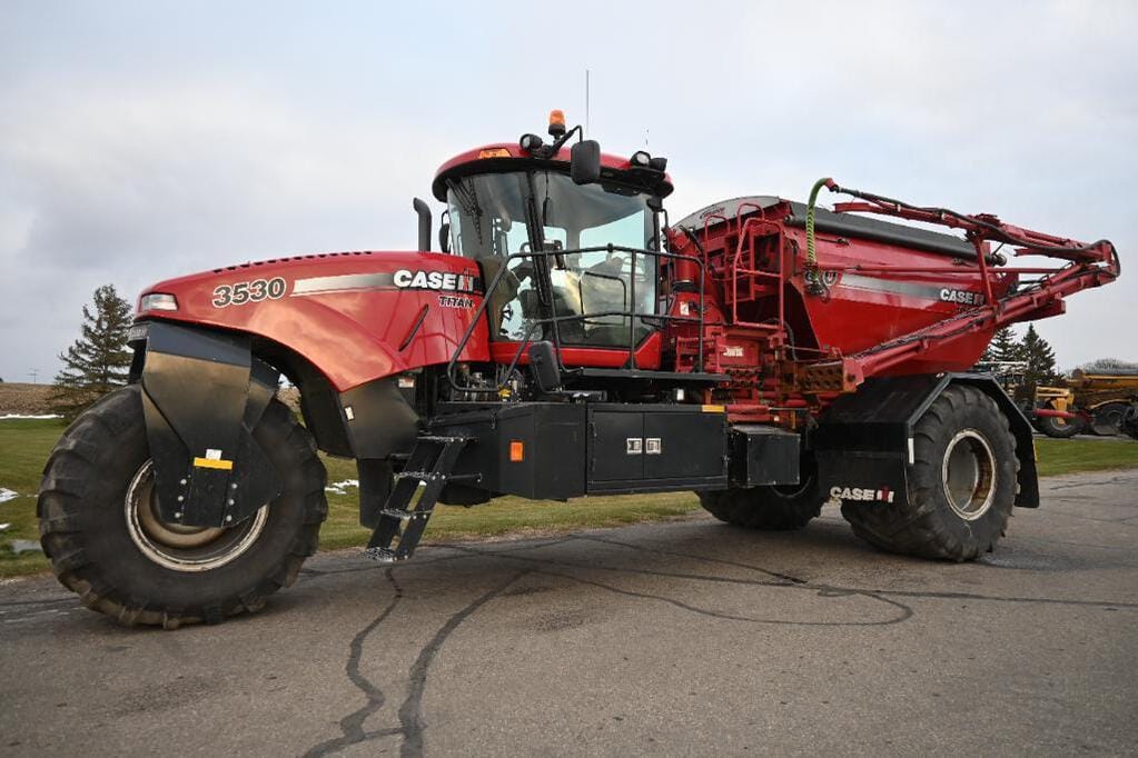 Main image Case IH Titan 3530