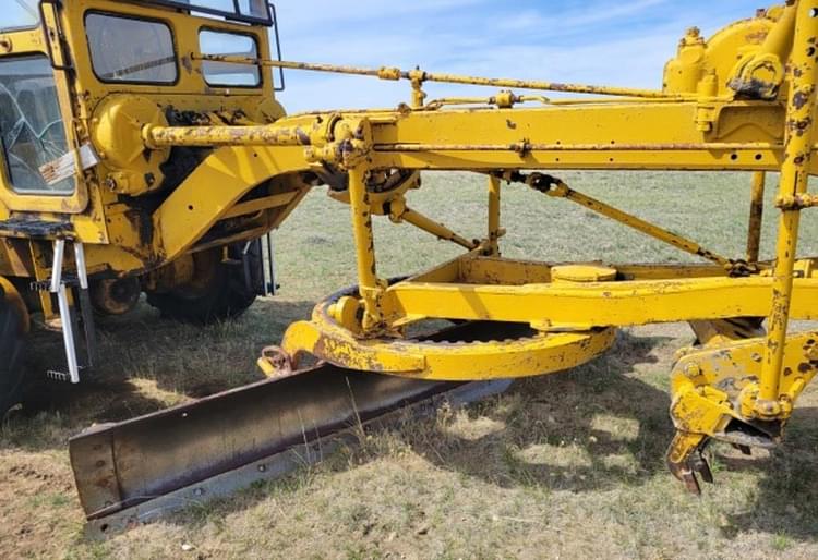 Main image Caterpillar D318 1