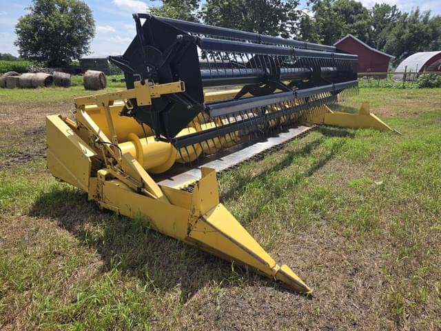 Image of New Holland 973 equipment image 2