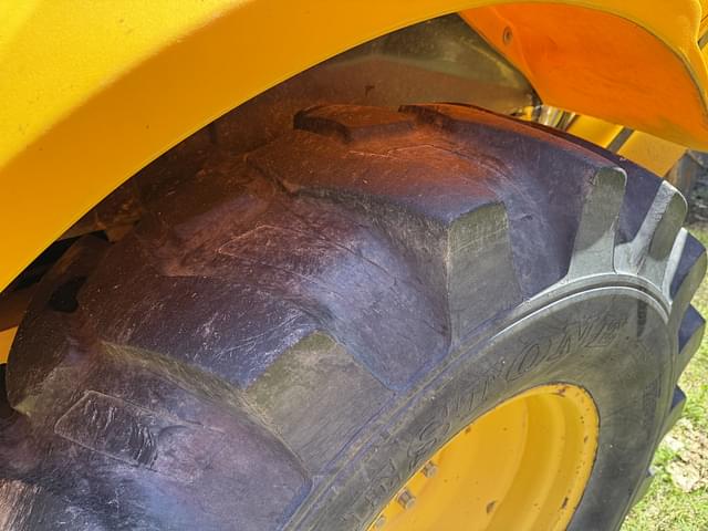 Image of New Holland LB90.B equipment image 4