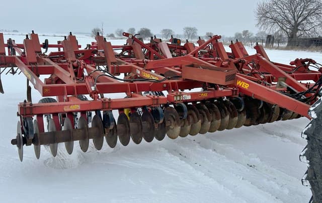 Image of Sunflower 4232 equipment image 2