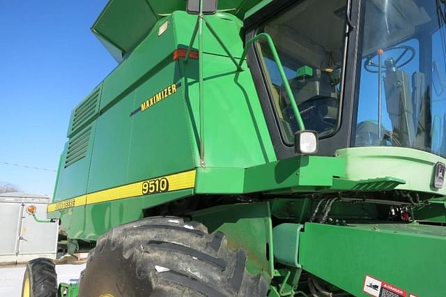 Image of John Deere 9510 equipment image 3