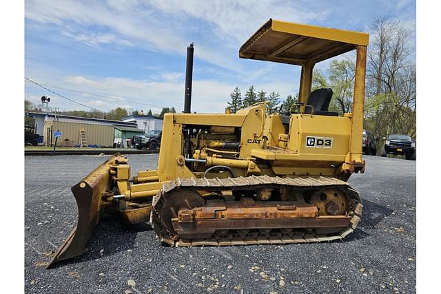 Image of Caterpillar D3B equipment image 1