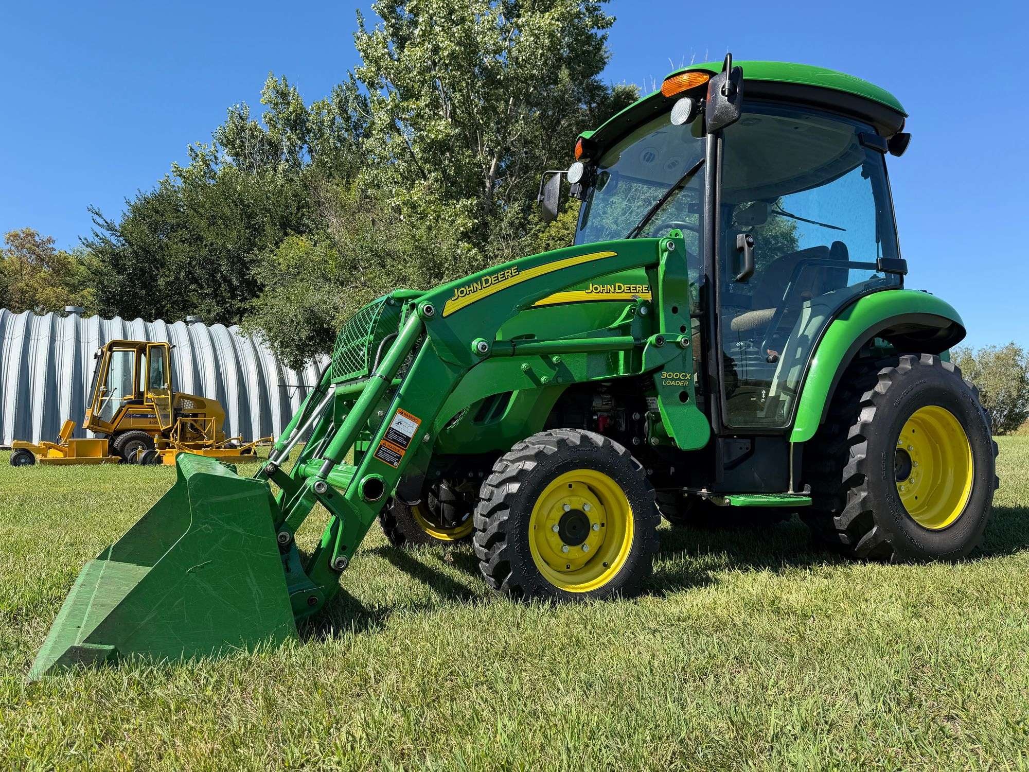 2017 John Deere 3720 Equipment Image0