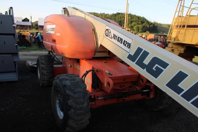 Image of JLG 600S equipment image 3