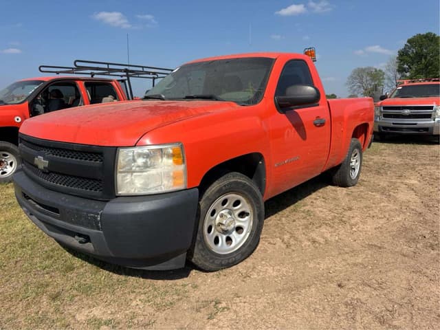 Image of Chevrolet 1500 equipment image 1