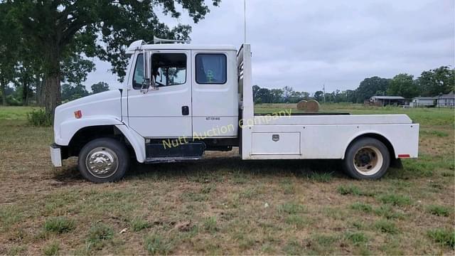 Image of Freightliner FL60 equipment image 1