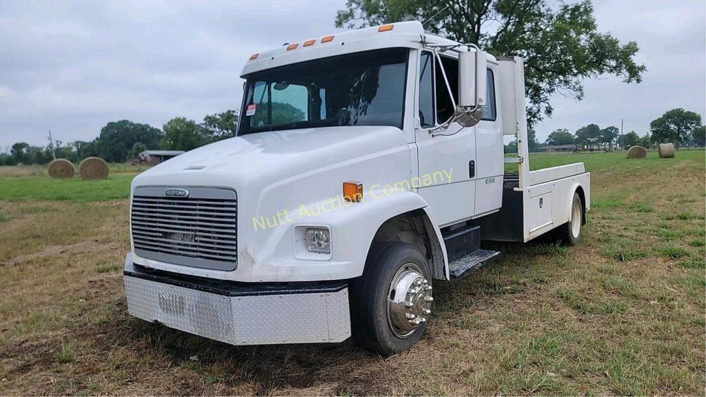 Image of Freightliner FL60 Primary image