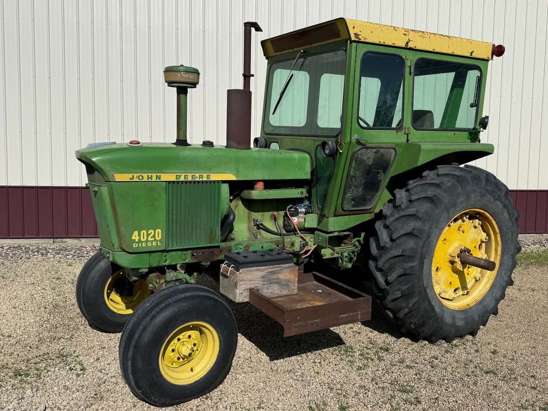 Image of John Deere 4020 Primary image