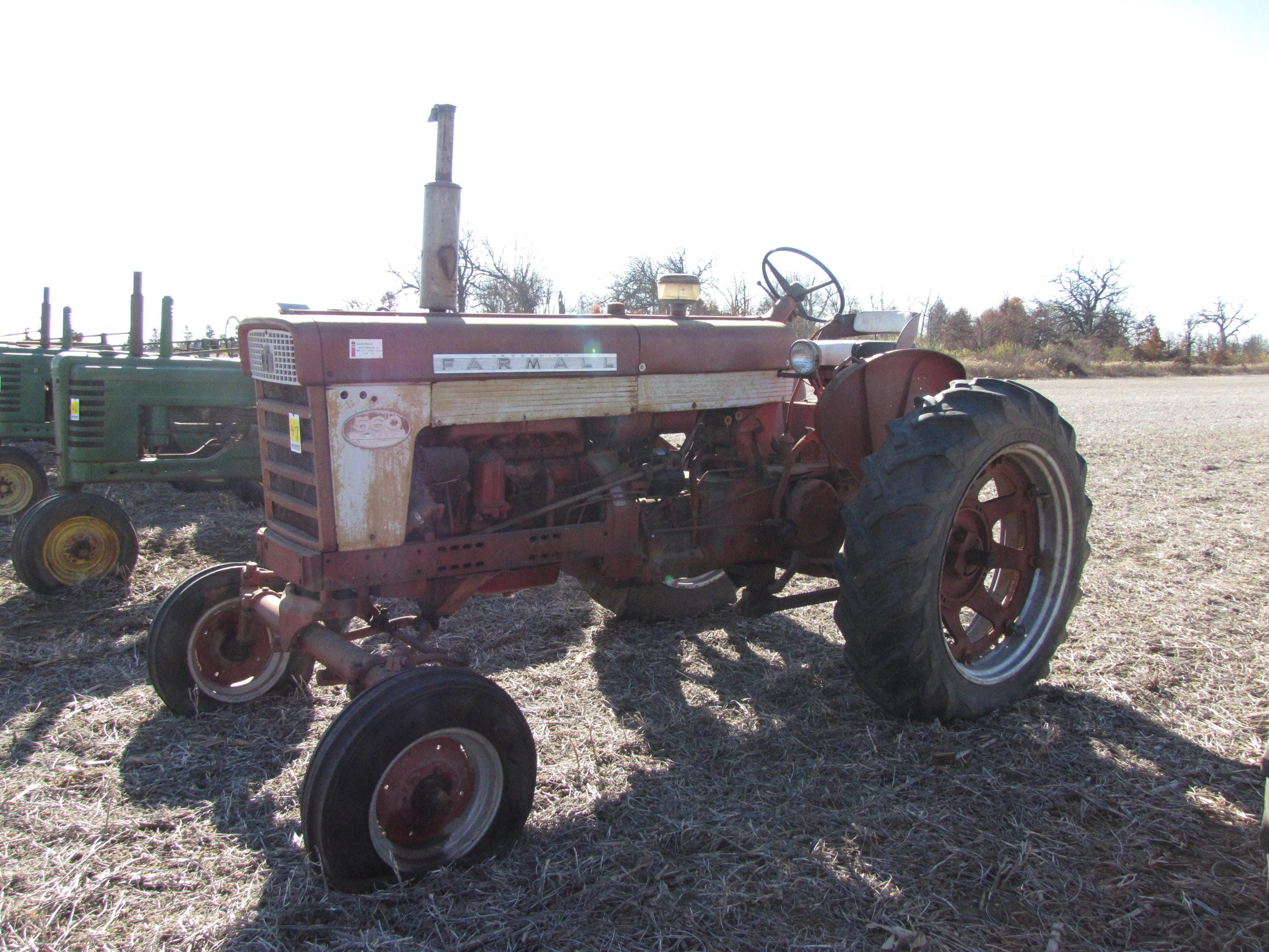 Main image Farmall 560 