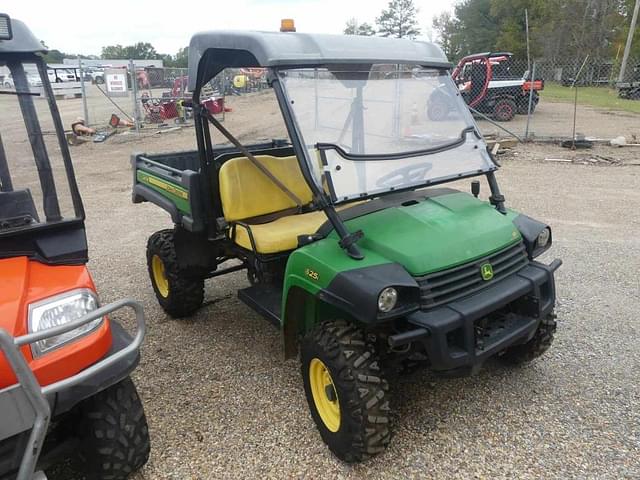 Image of John Deere XUV 625i equipment image 1