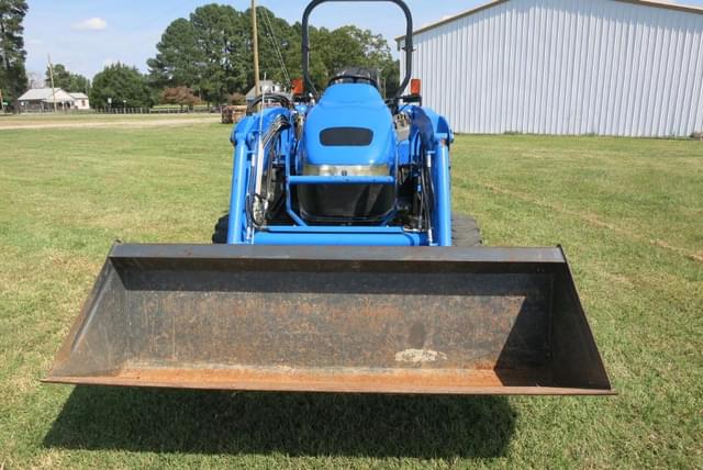 Image of New Holland TC45D equipment image 2