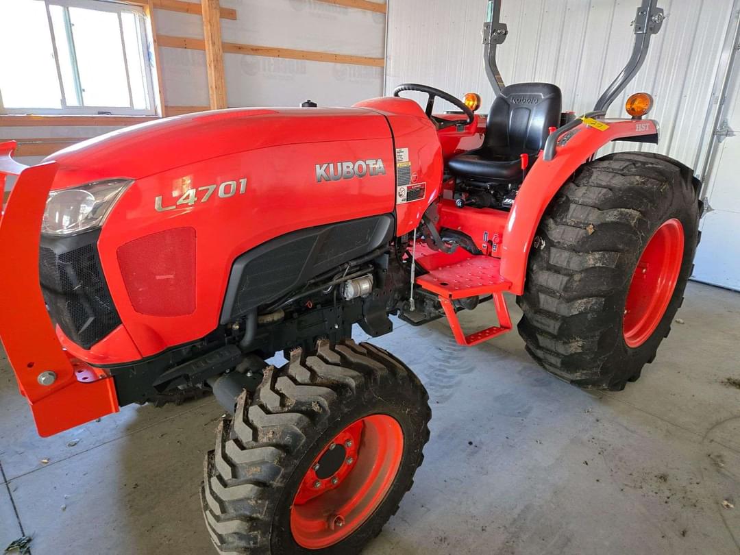 Image of Kubota L4701 Primary image