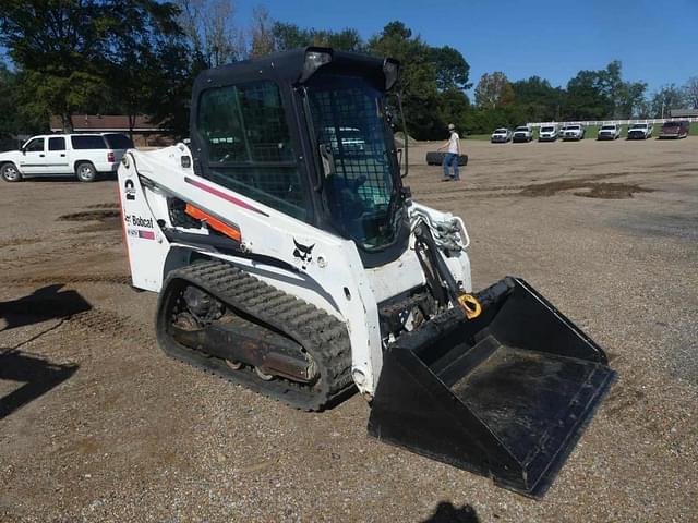 Image of Bobcat T450 equipment image 1