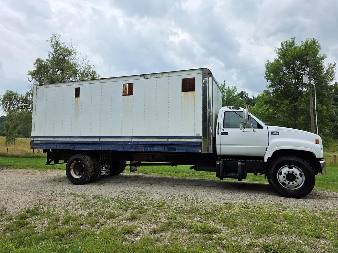 Image of Chevrolet C6500 Primary image