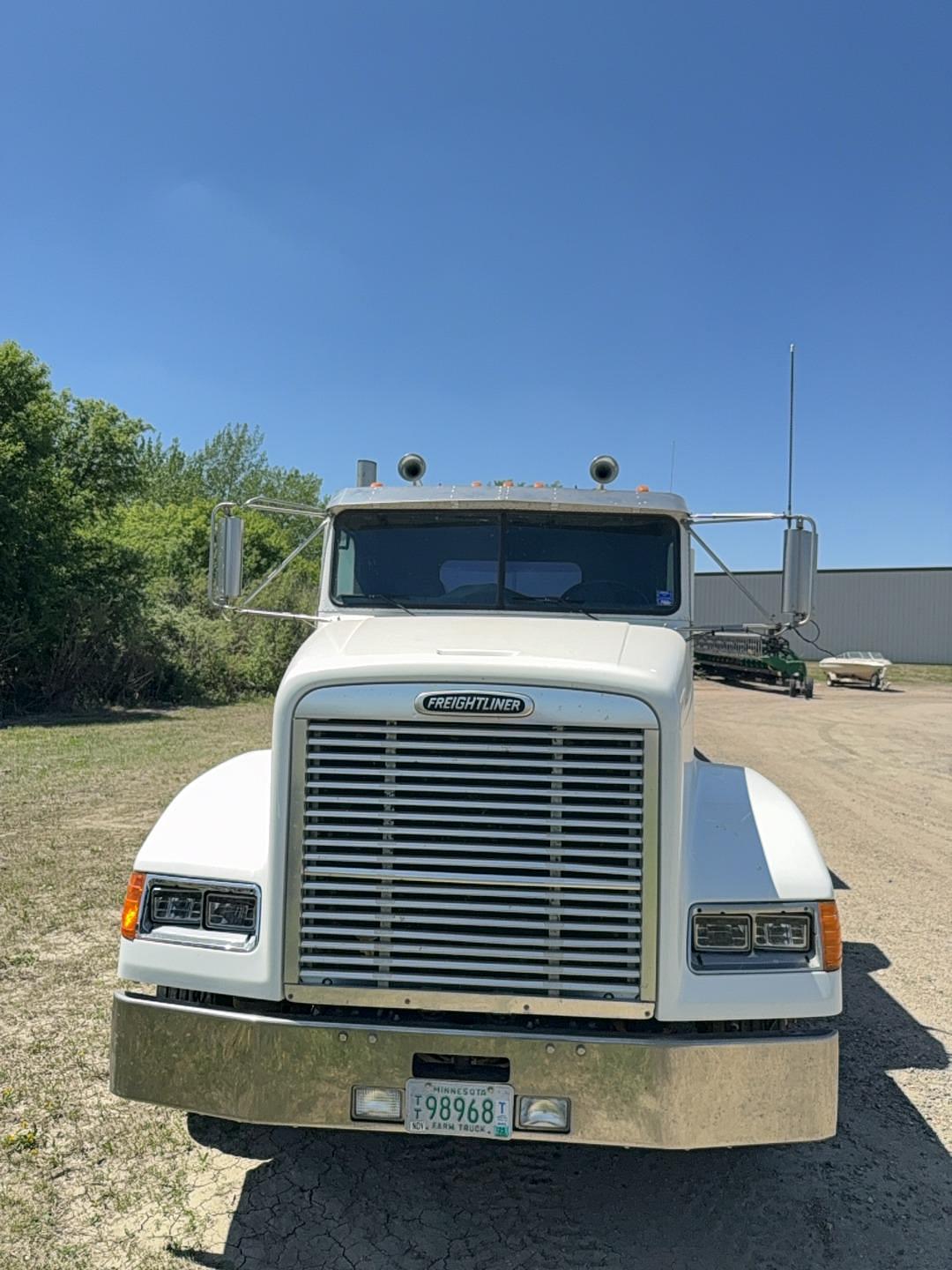 Image of Freightliner FLD120 Image 1