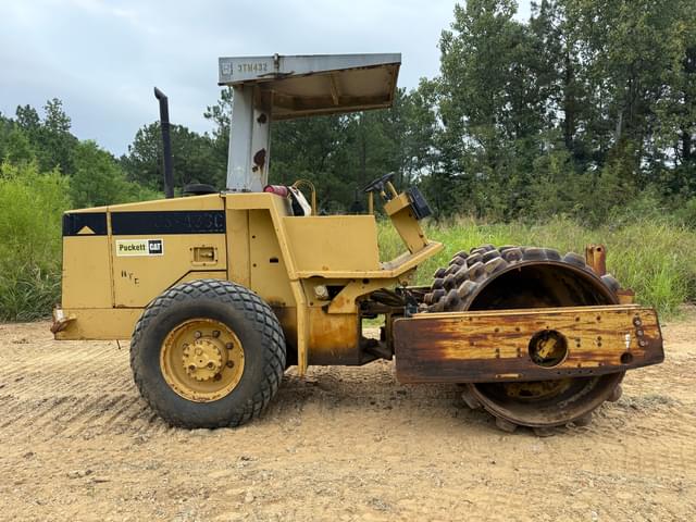 Image of Caterpillar CS-433C equipment image 3
