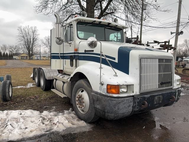 Image of International 9400 equipment image 2