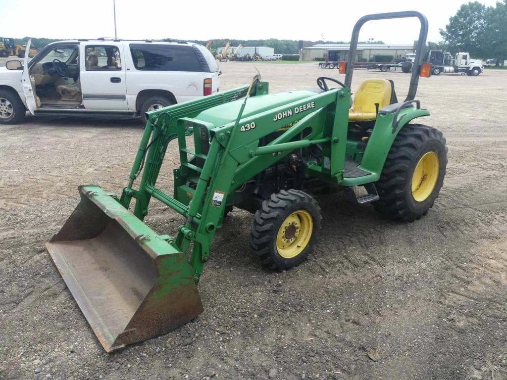 Image of John Deere 4400 Primary image