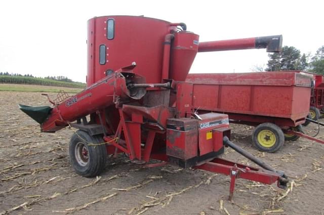 Image of Case IH 1250 equipment image 1