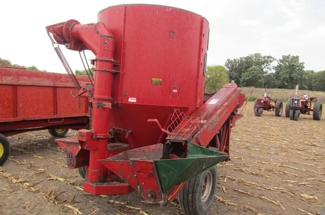 Image of Case IH 1250 equipment image 4