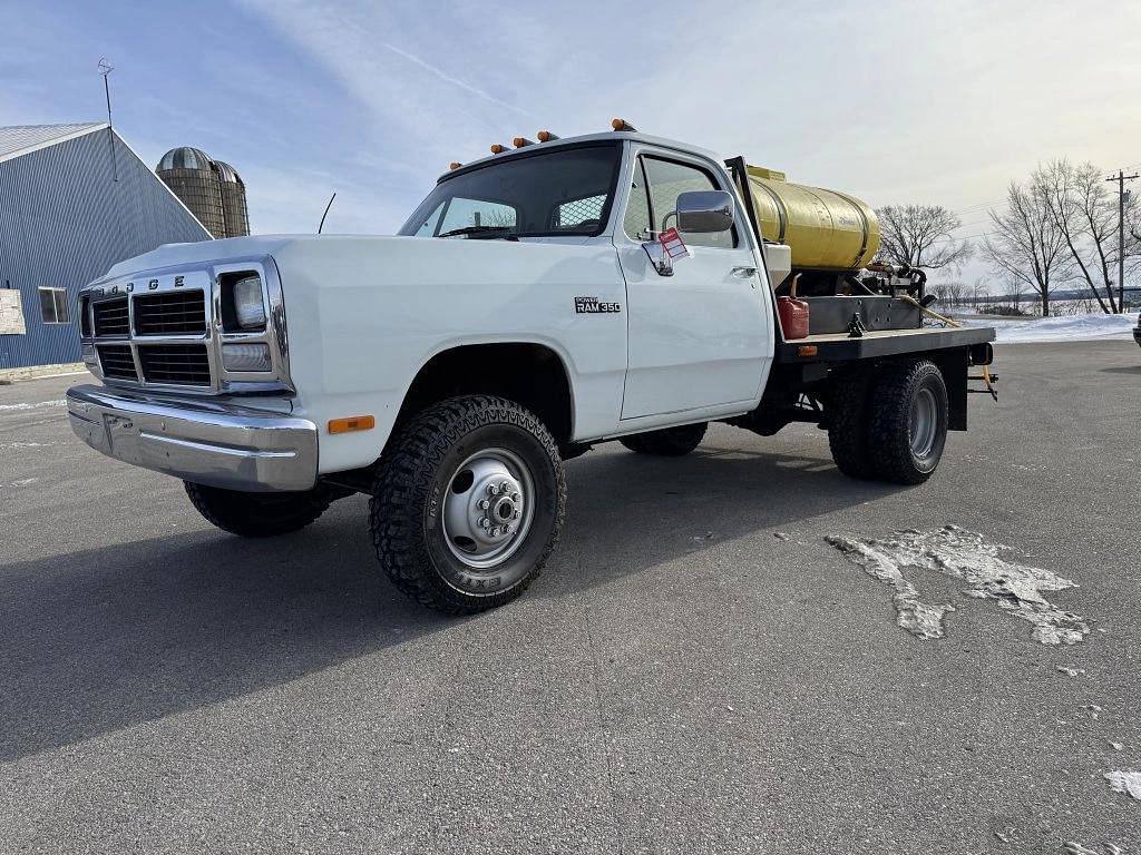 Image of Dodge Ram 3500 Primary image