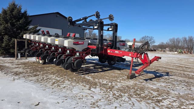 Image of White 8180 equipment image 1