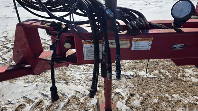 Image of White 8180 equipment image 4