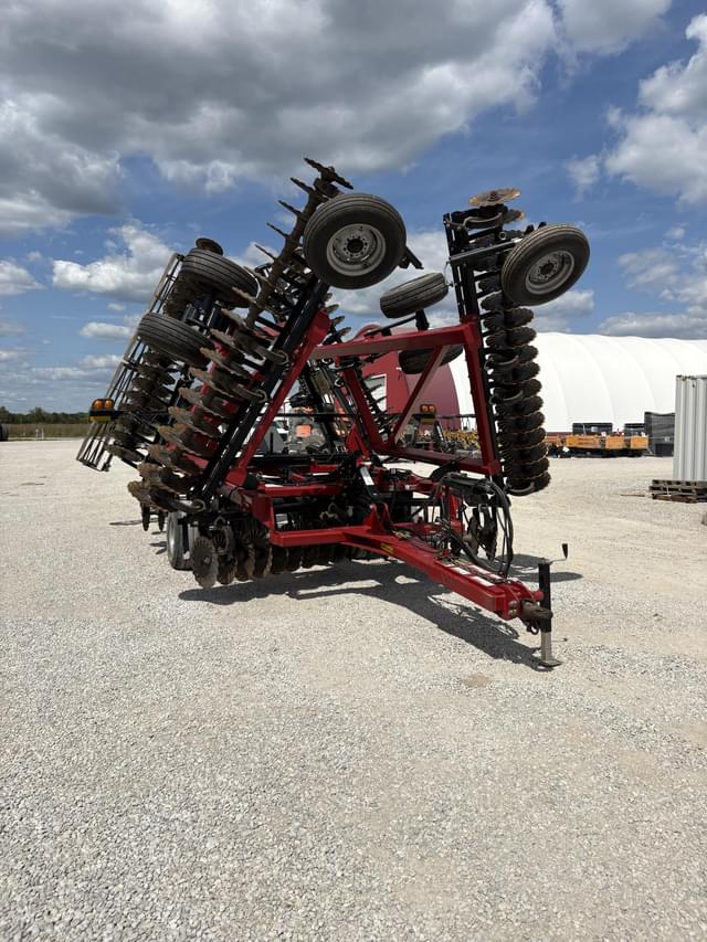 Image of Case IH 330 Turbo Till equipment image 4