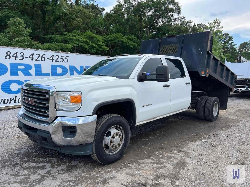 Image of GMC 3500HD Primary image