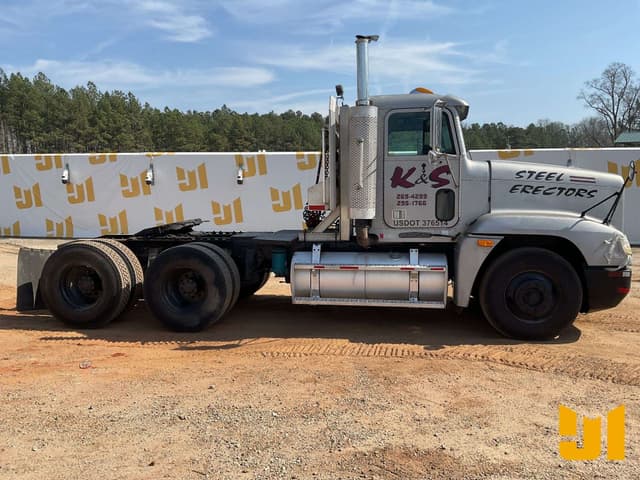 Image of Freightliner USF-1E equipment image 3