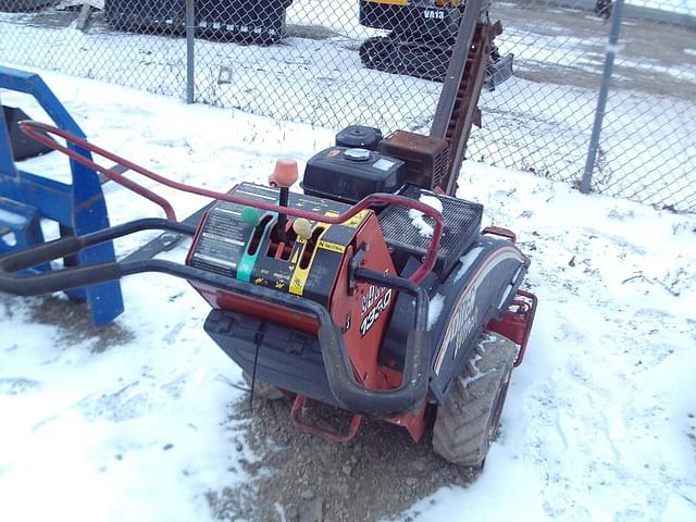 Image of Ditch Witch 1330 equipment image 4