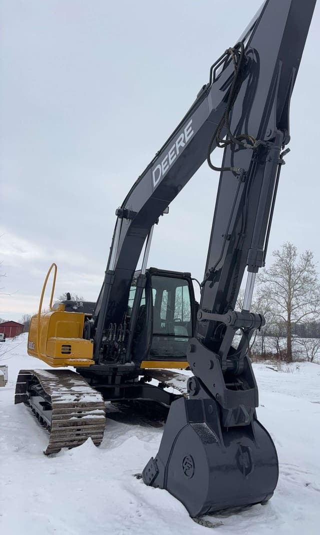 Image of John Deere 160C LC equipment image 2