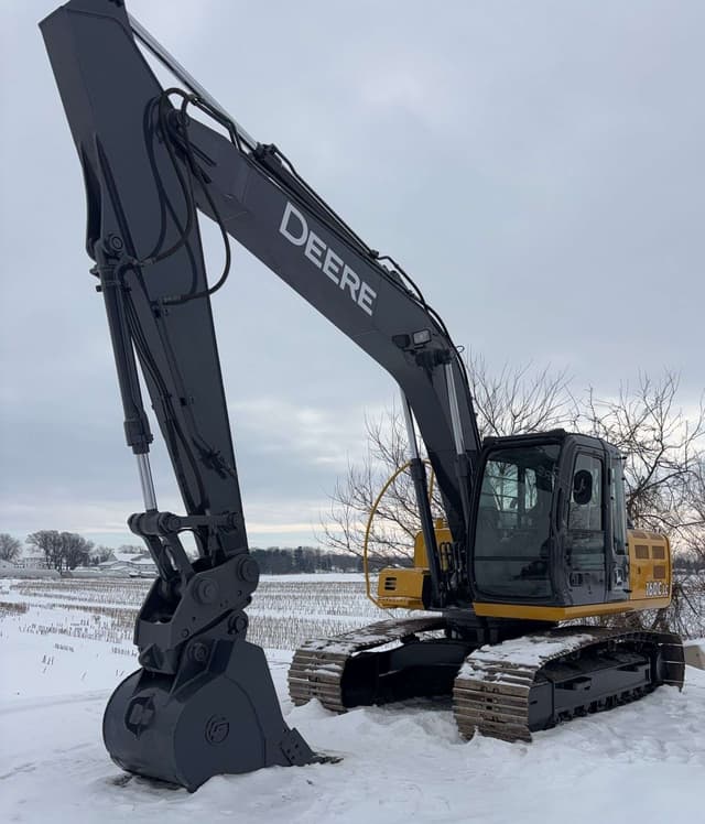 Image of John Deere 160C LC equipment image 1
