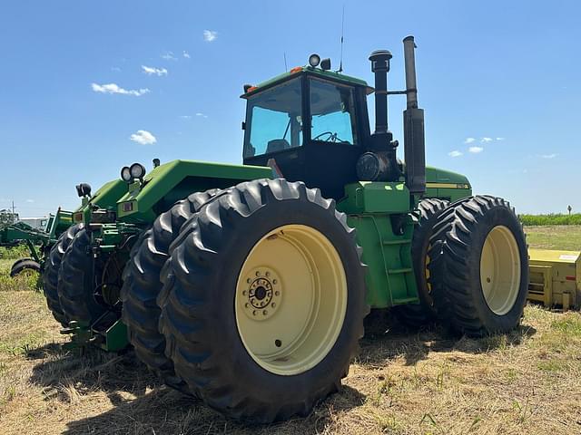 Image of John Deere 8760 equipment image 2