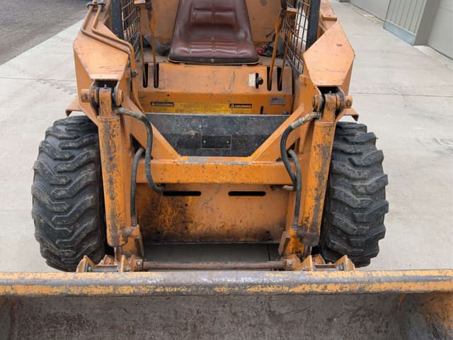 Image of Case 1835 equipment image 2