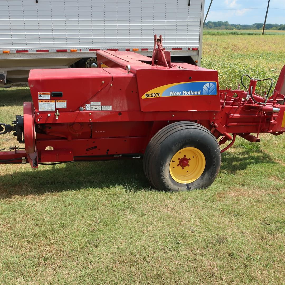 Image of New Holland BC5070 Primary image
